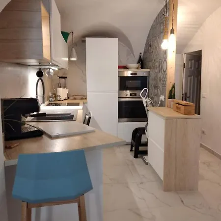 Casa Marisa, 2 In Centro A Appartamento